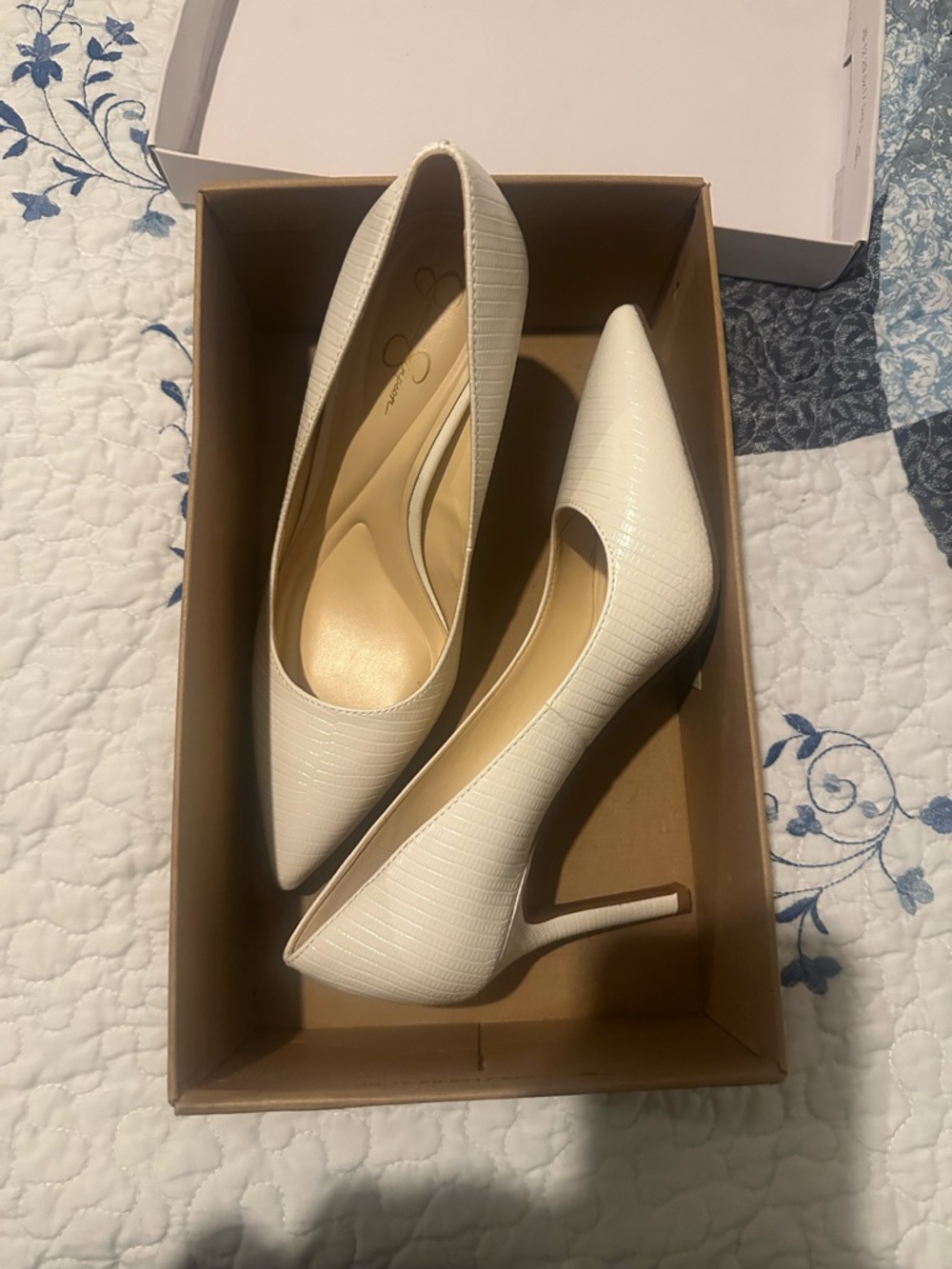 Jessica Simpson Ivory Pointed-Toe Stiletto Pumps